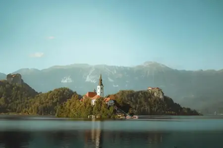 Slovinské diaľnice - Všetko, čo potrebujete vedieť o systéme nákupu slovinskej diaľničnej známky