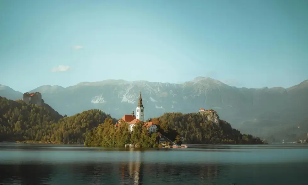 Slovinské diaľnice - Všetko, čo potrebujete vedieť o systéme nákupu slovinskej diaľničnej známky